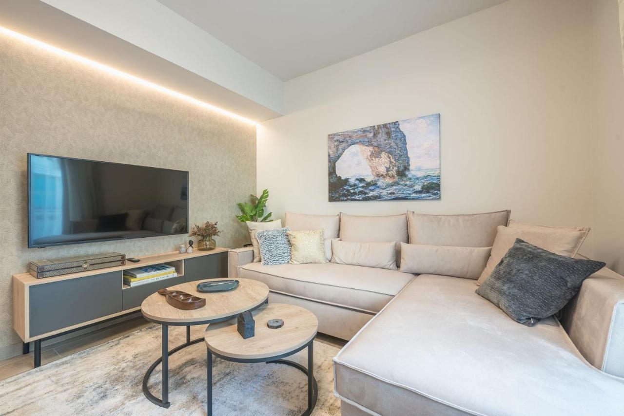 Beautiful & Renovated Aprtm In Piraeus Apartment Exterior photo